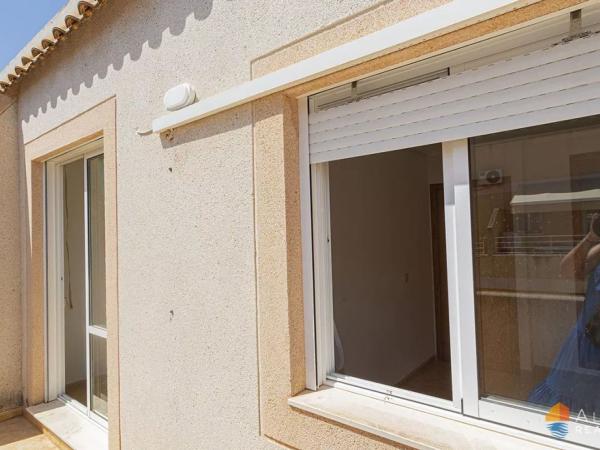 Аттик на продажу в  Ático en Rambla Juan Mateo García, Centro - Muelle Pesquero, Torrevieja, Торревьеха photo 4