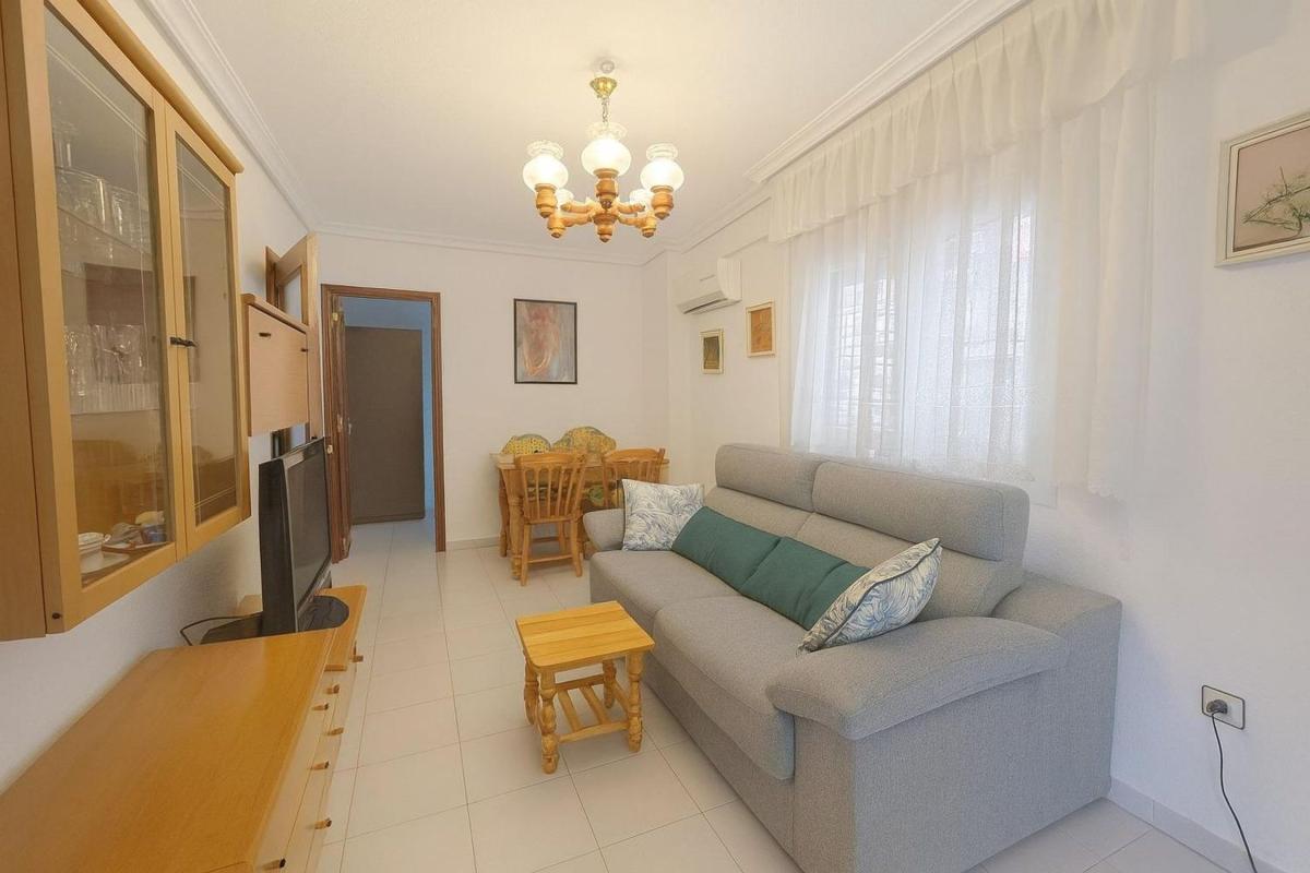 Sprzedaż mieszkania w Piso en Calle Santomera, 11, El Acequión, Torrevieja, Torrevieja
photo 3