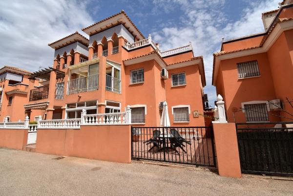 Duplex en venta en Dúplex en Playa Flamenca, Orihuela, Orihuela photo 1