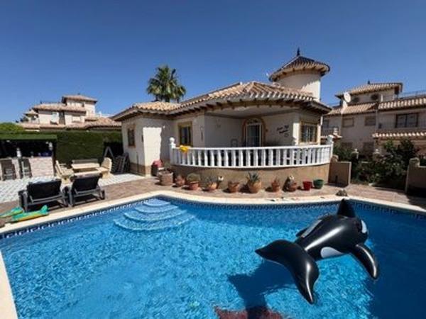 Casa o chalet independiente en Villamartín, Orihuela photo 1