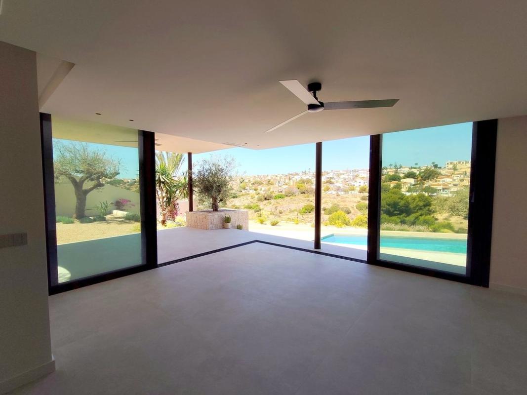 Sale of independent chalet in Casa o chalet en La Marina, Elche / Elx, Elche / Elx
photo 3