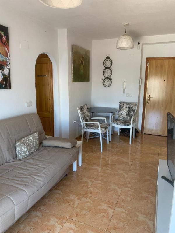 Продажа квартиры на Piso en Calle Villa Madrid, Parque de las Naciones, Torrevieja, Торревьеха
photo 4
