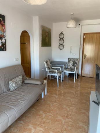 Venta de piso en Piso en Calle Villa Madrid, Parque de las Naciones, Torrevieja, Torrevieja
 photo 4