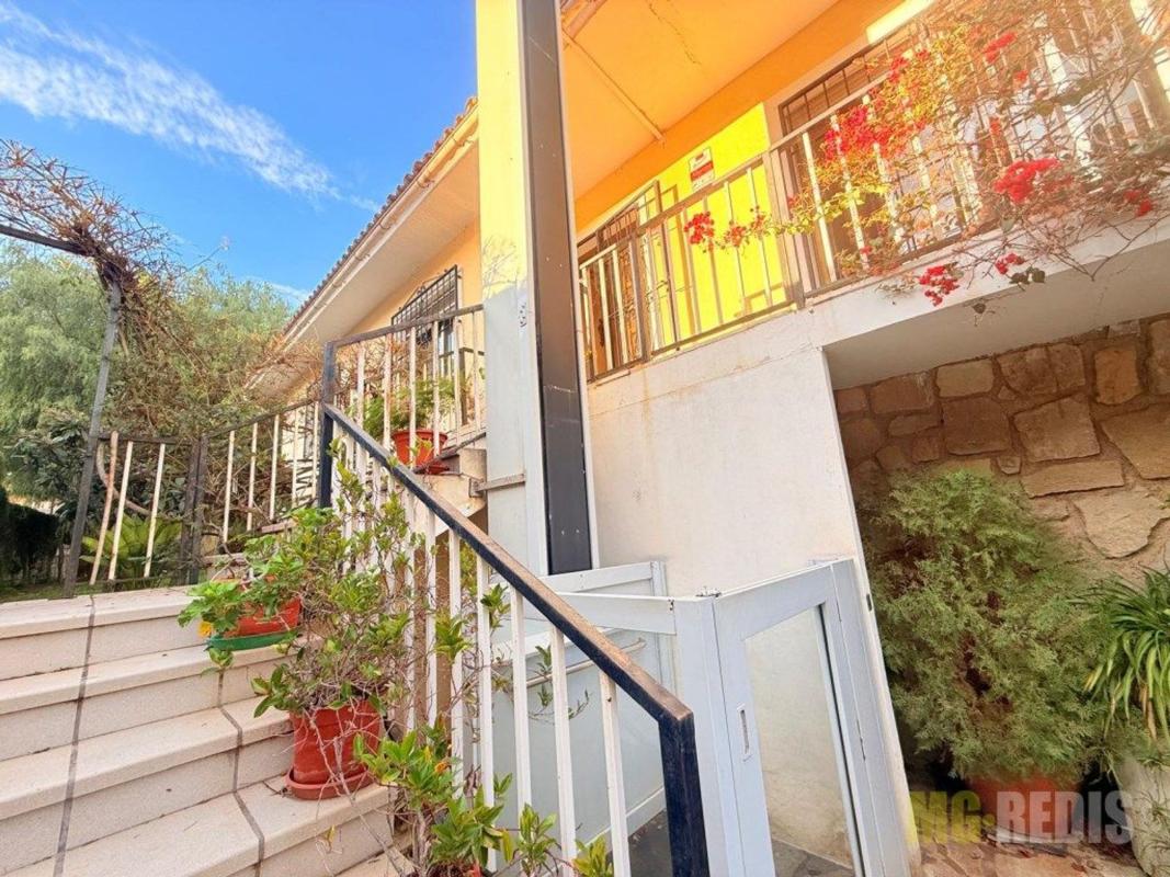 Properties for sale and rent in Spain photo 2