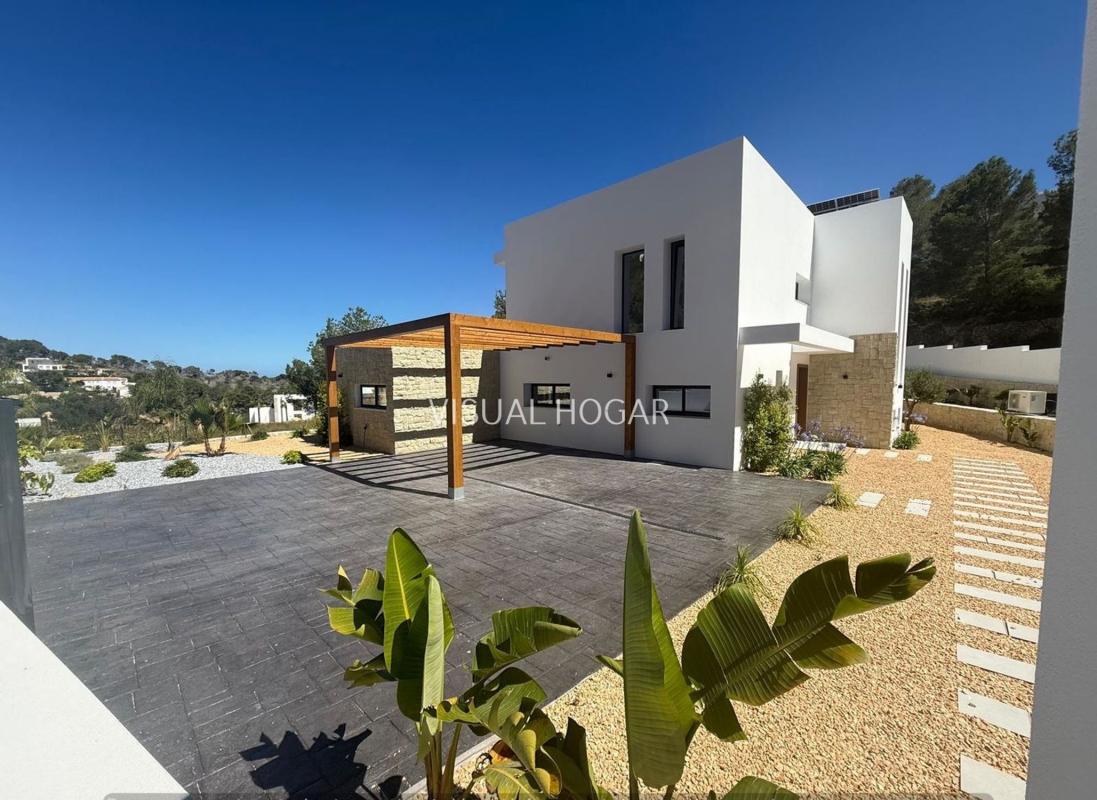 Properties for sale and rent in Spain photo 4