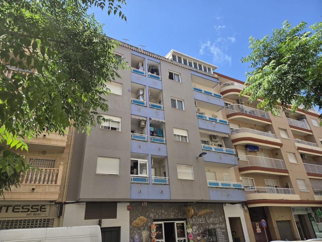 Penthouse sale in Ático en Calle San Luis, 4, Parque de las Naciones, Torrevieja, Torrevieja photo 1