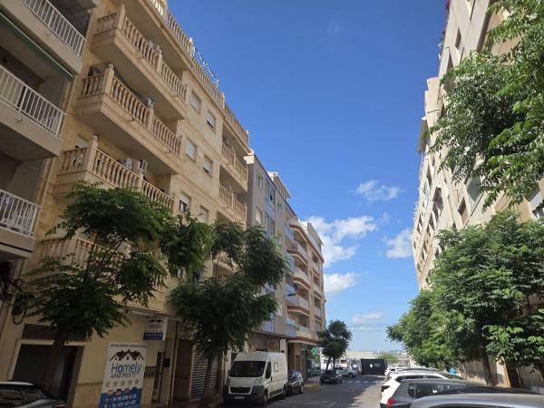 Penthouse for sale at Ático en Calle San Luis, 4, Parque de las Naciones, Torrevieja, Torrevieja thumbnail 1