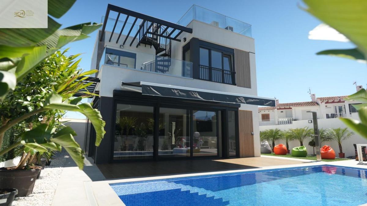 Properties for sale and rent in Spain photo 1
