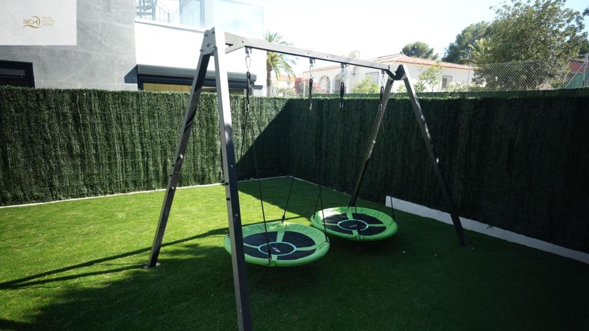 Properties for sale and rent in Spain photo 4