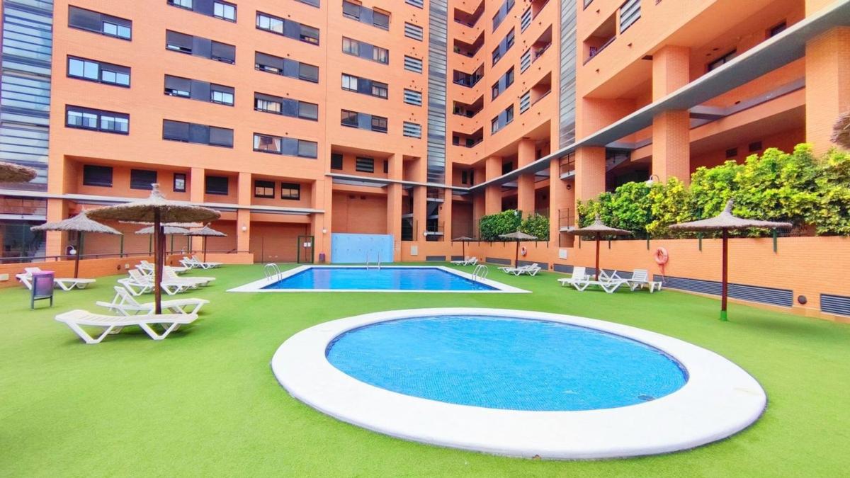 Sale of apartment in Piso en Garbinet - Parque de las Avenidas, Alicante / Alacant, Alicante
photo 1