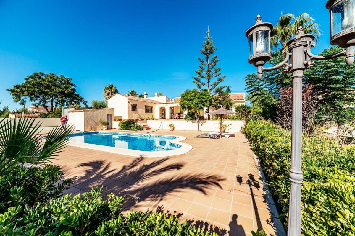 Properties for sale and rent in Spain photo 5