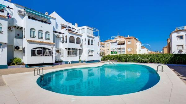 Sprzedaż mieszkania w Piso en Playa de los Náufragos, Torrevieja, Torrevieja
photo 1