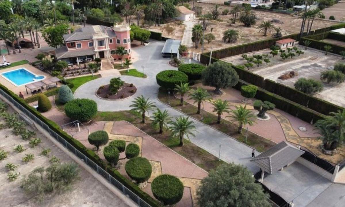 Properties for sale and rent in Spain photo 3
