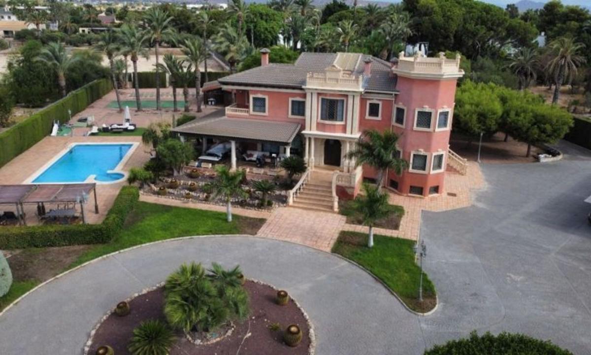 Properties for sale and rent in Spain photo 5