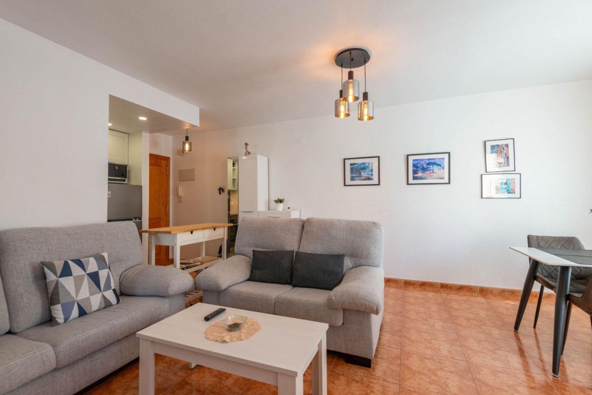 Venta de piso en Piso en Calle Joven Pura, 8, Antonio Machado, Torrevieja, Torrevieja
photo 3