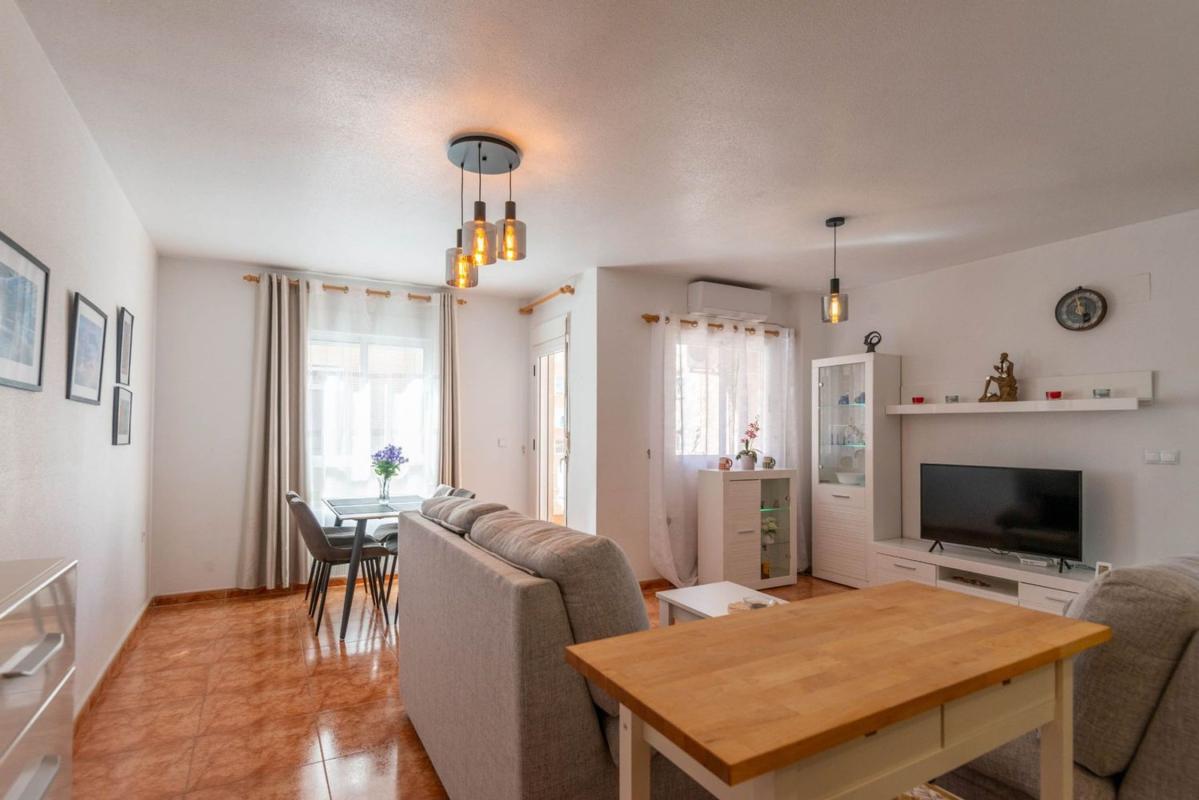 Venta de piso en Piso en Calle Joven Pura, 8, Antonio Machado, Torrevieja, Torrevieja
photo 4