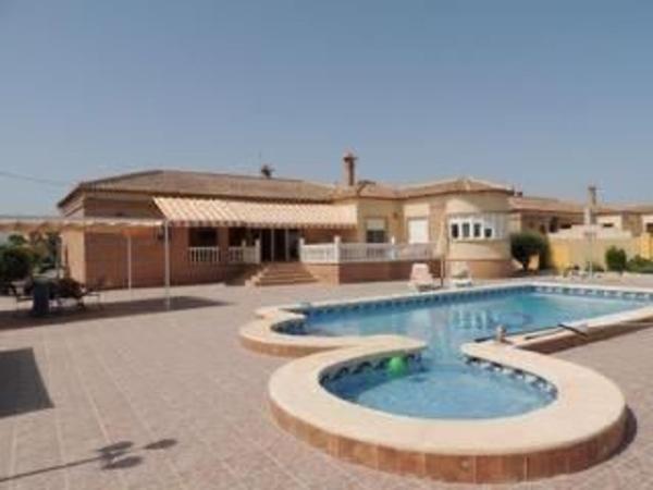 Casa o chalet independiente en Catral photo 1