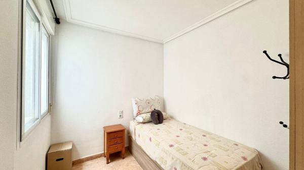 Venta de piso en Piso en Calle San Pascual, 199, Centro - Muelle Pesquero, Torrevieja, Torrevieja
 photo 4