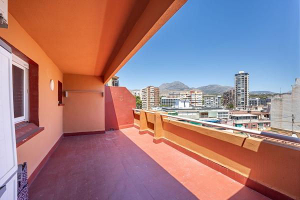 Ático en venta en Ático en Centro Urbano, Benidorm, Benidorm photo 1