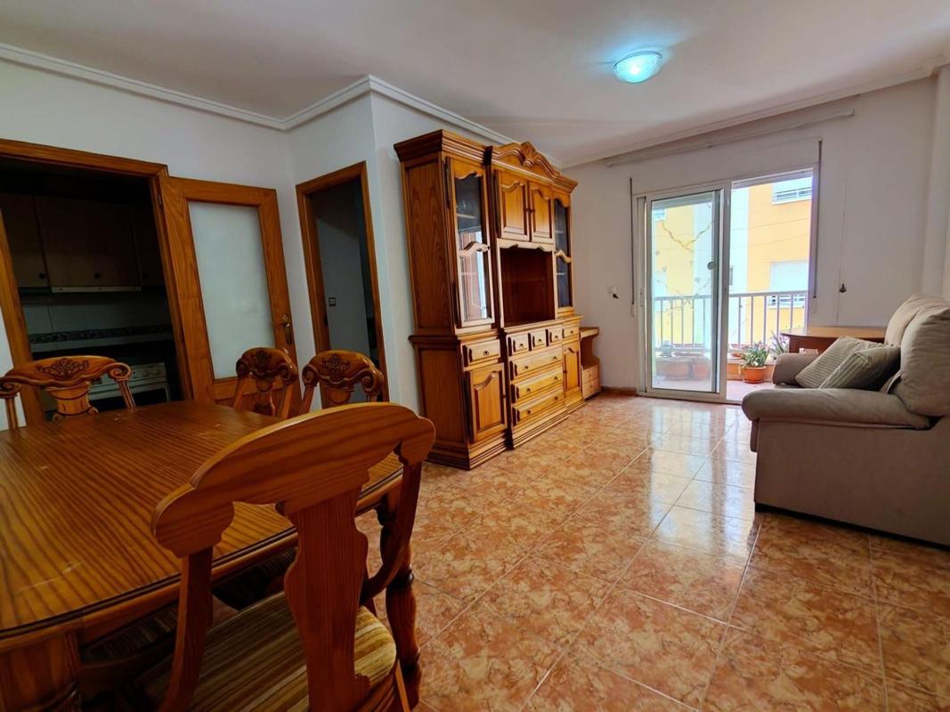 Продажа квартиры на Piso en Calle Patricio Zammit, 50, Antonio Machado, Torrevieja, Торревьеха
photo 1