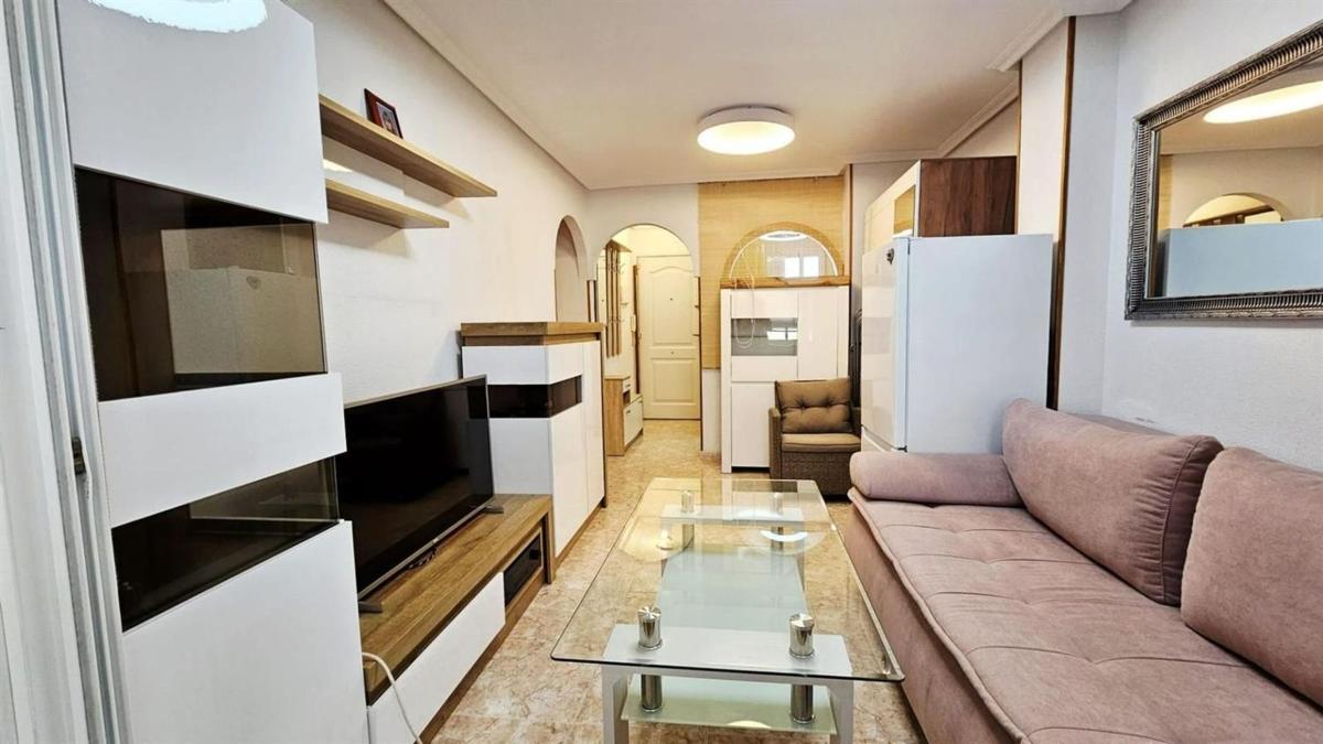 Sale of apartment in Piso en Calle Joven Pura, Nueva Torrevieja, Torrevieja, Torrevieja
 photo 2