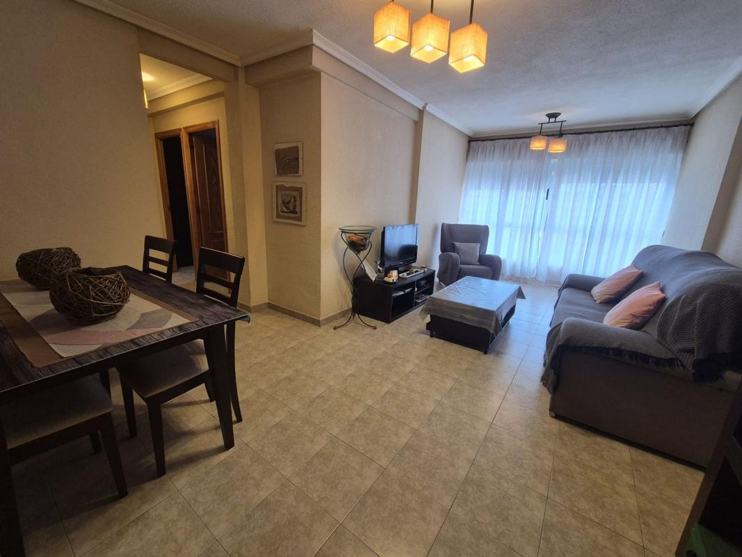 Sale of apartment in Piso en Pintor Pedro Camacho, Ciudad Elegida, Alicante / Alacant, Alicante
photo 1