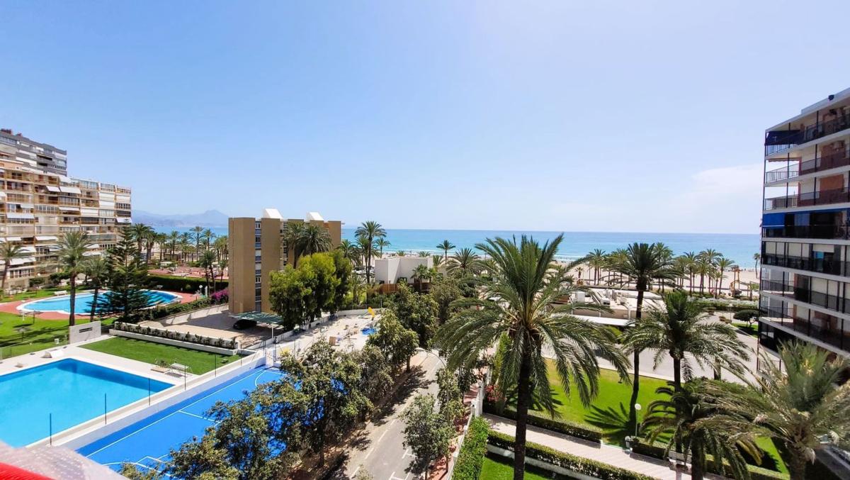 Venta de piso en Piso en Avenida Países Escandinavos, 5, Playa de San Juan, Alicante / Alacant, Alicante / Alacant
photo 2