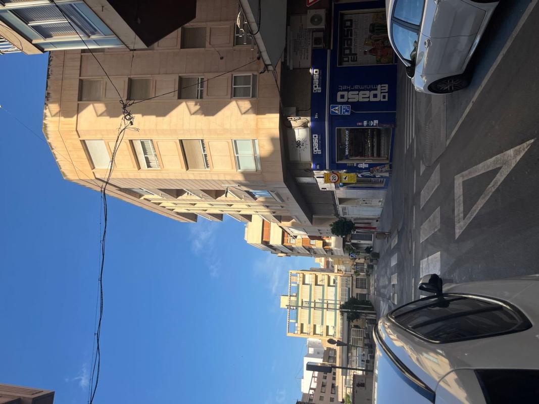 Venta de piso en Piso en Plaza Trabajadores del Calzado, 1, Plaza de Toros - Avenida Chapí - Trinquete, Elda, Elda
 photo 2