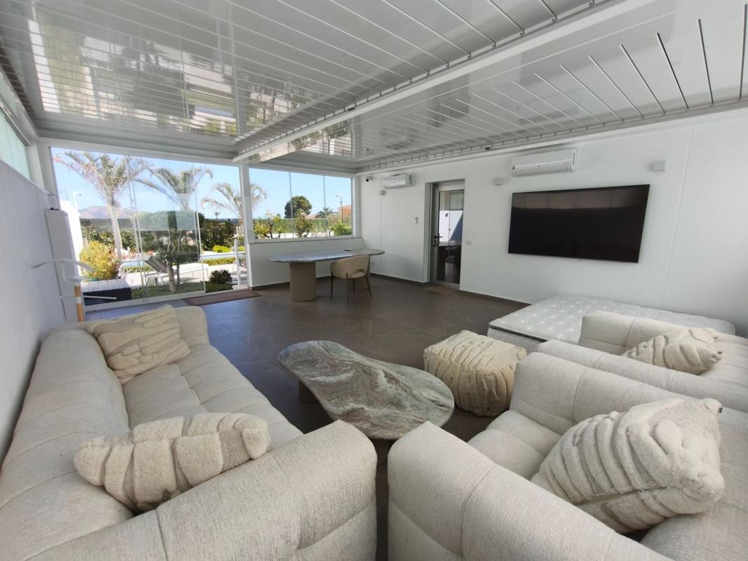 Properties for sale and rent in Spain photo 3