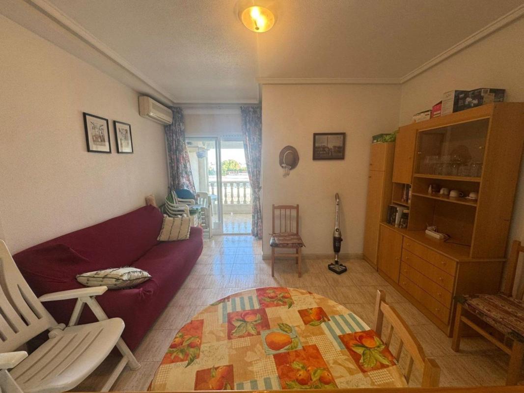 Sprzedaż mieszkania w Piso en Calle Santomera, El Acequión, Torrevieja, Torrevieja
photo 4