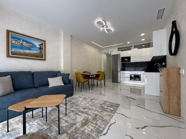 Venta de piso en Piso en Avenida de la Purisima, Playa del Cura, Torrevieja, Torrevieja
photo 1