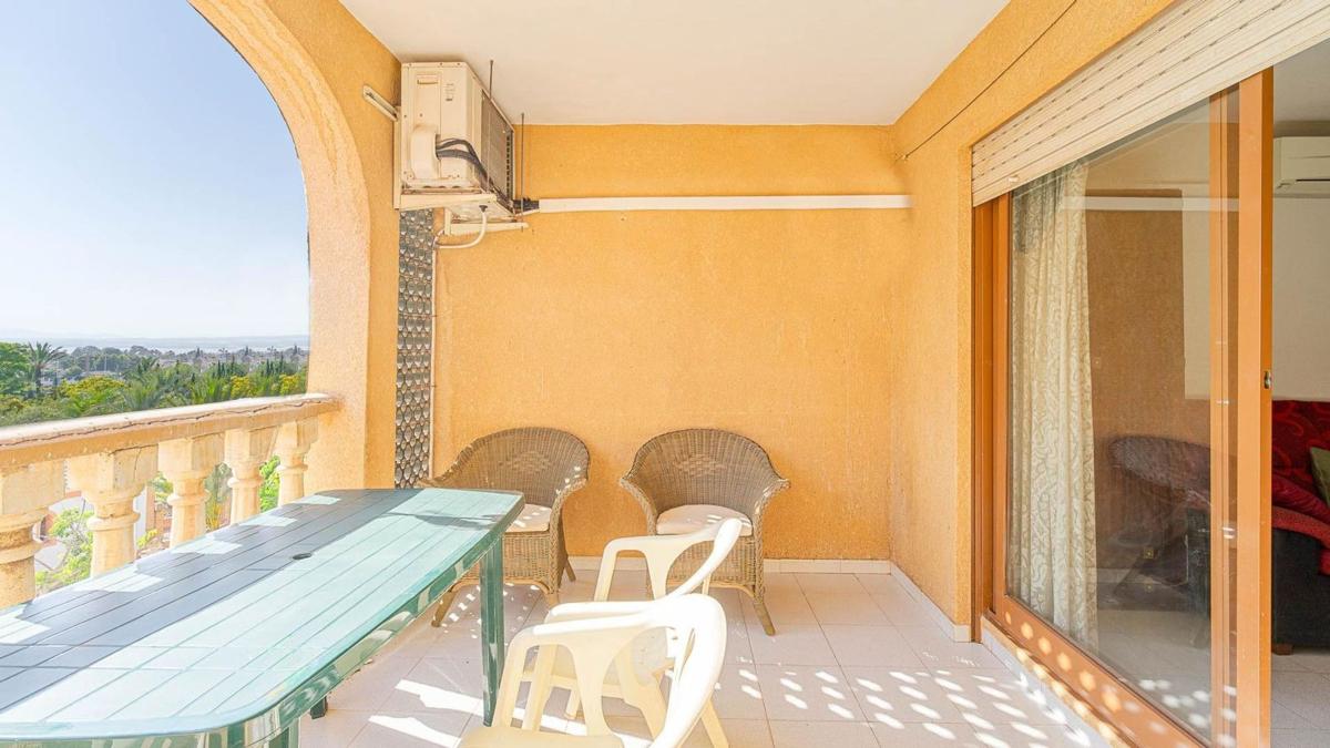 Venta de piso en Piso en Calle de Orihuela, Parque de las Naciones, Torrevieja, Torrevieja
photo 3