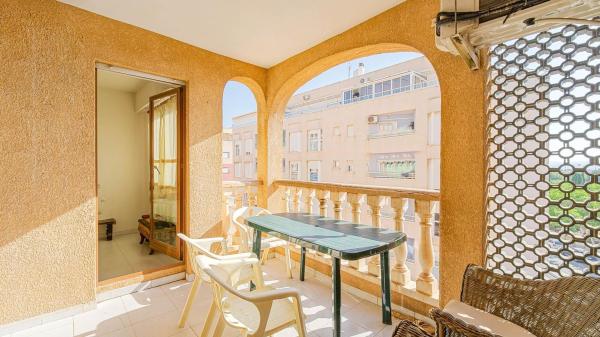 Venta de piso en Piso en Calle de Orihuela, Parque de las Naciones, Torrevieja, Torrevieja
 photo 4