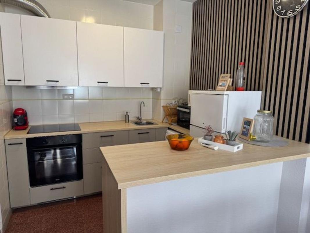 Продажа квартиры на Piso en Calle la Loma, 109, Avenida Habaneras - Curva de Palangre, Torrevieja, Торревьеха
photo 1