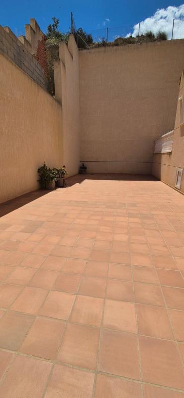 Properties for sale and rent in Spain photo 4