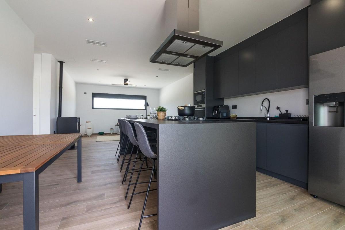 Properties for sale and rent in Spain photo 5