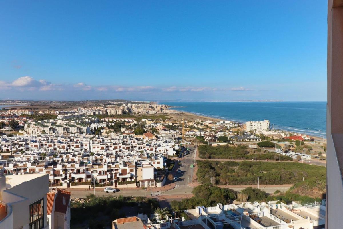 Продажа квартиры на Piso en Cabo Cervera, Torrevieja, Торревьеха
photo 5