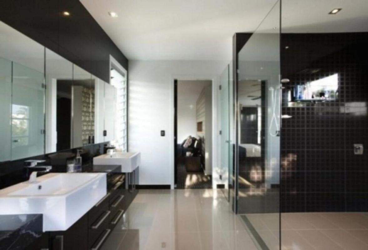 Properties for sale and rent in Spain photo 5