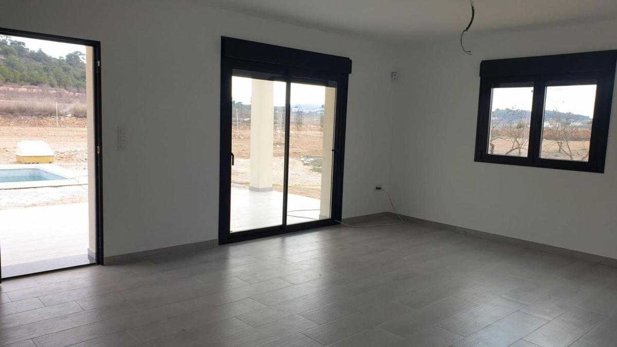 Properties for sale and rent in Spain photo 5