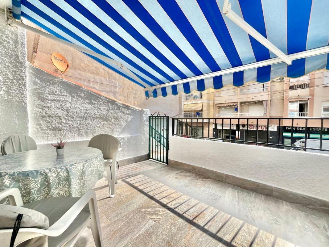 Продажа дуплекса на Dúplex en Calle Goleta, 33 a, Avenida Habaneras - Curva de Palangre, Torrevieja, Торревьеха photo 5