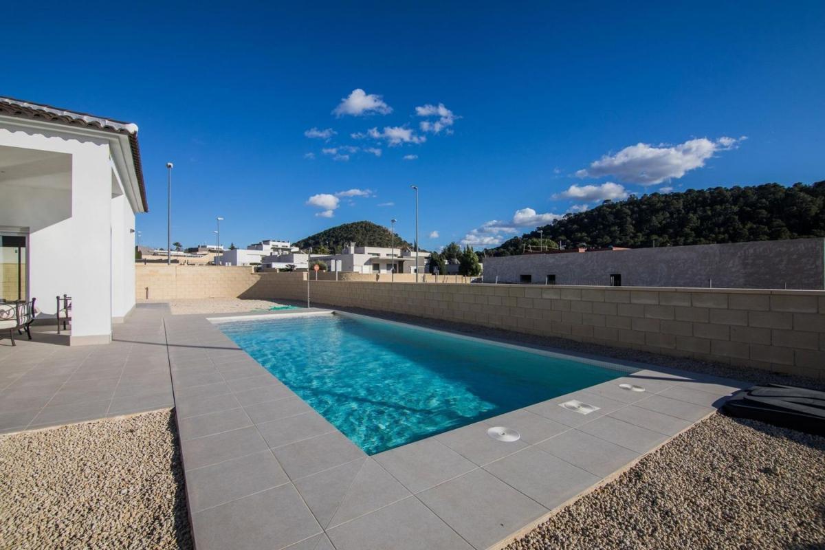 Properties for sale and rent in Spain photo 5