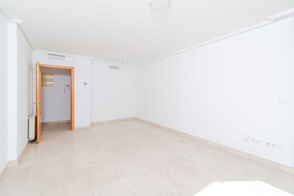 Sale of flat in Piso en Paus, Alicante / Alacant, Alicante
thumbnail 1
