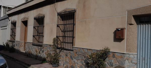Chalet adosado en Orihuela Ciudad, Orihuela photo 2