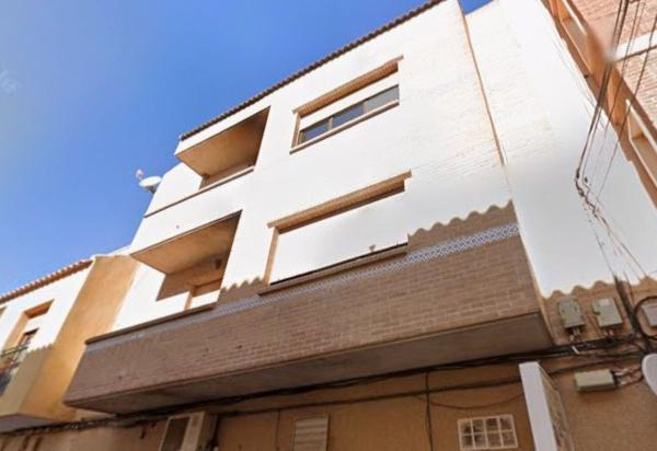 Venta de piso en Piso en Calle Crema Marfil, Pinoso, Pinoso
 photo 1