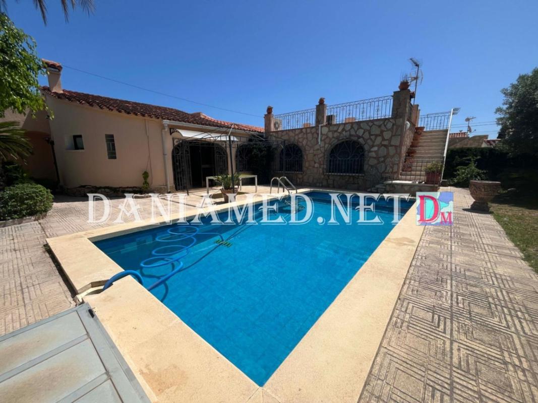 Sale of independent chalet in Casa o chalet en Els Poblets, Els Poblets
photo 1