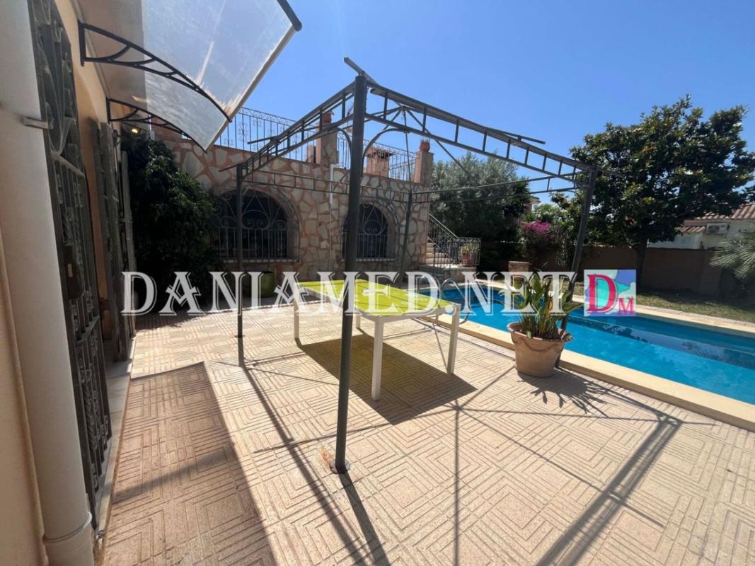 Sale of independent chalet in Casa o chalet en Els Poblets, Els Poblets
photo 4