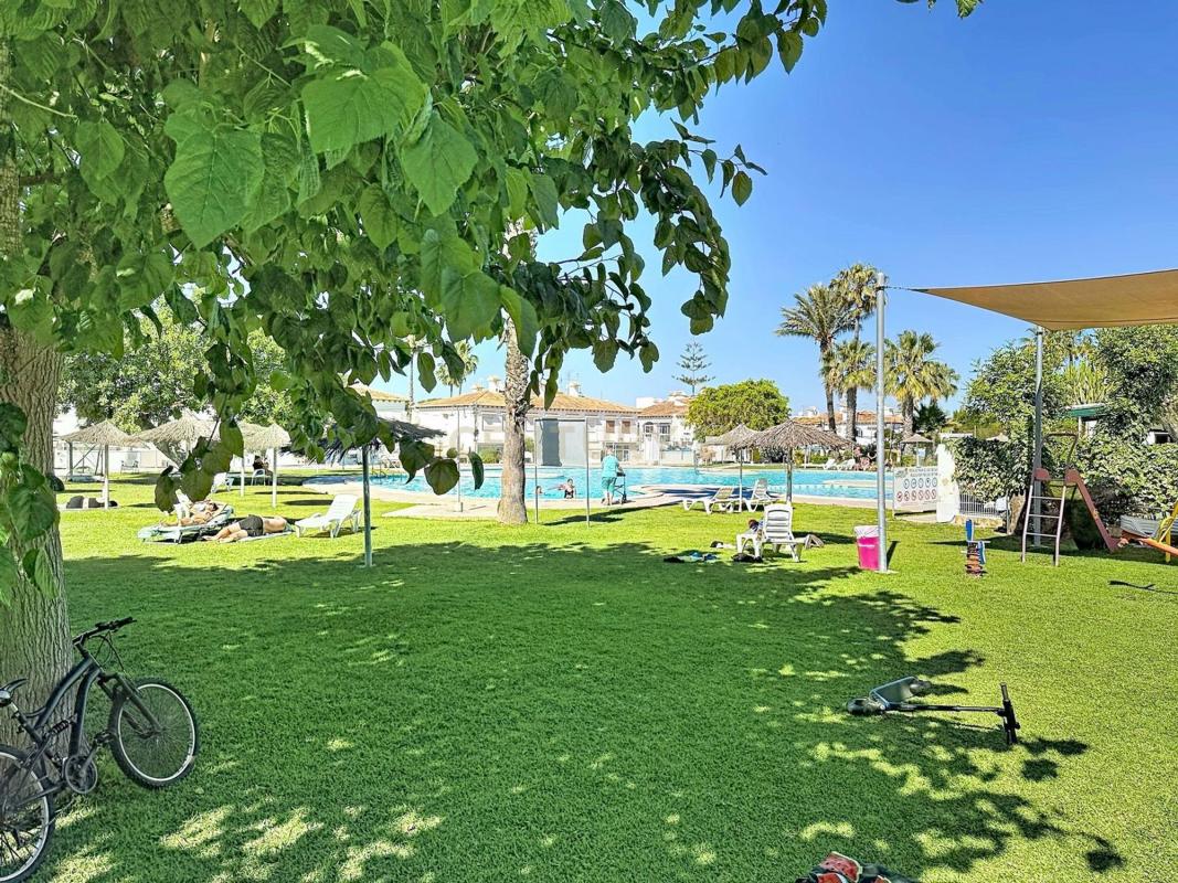 Sale of apartment in Piso en C. Gallocanta, 78, Los Balcones - Los Altos del Edén, Torrevieja, Torrevieja
photo 3