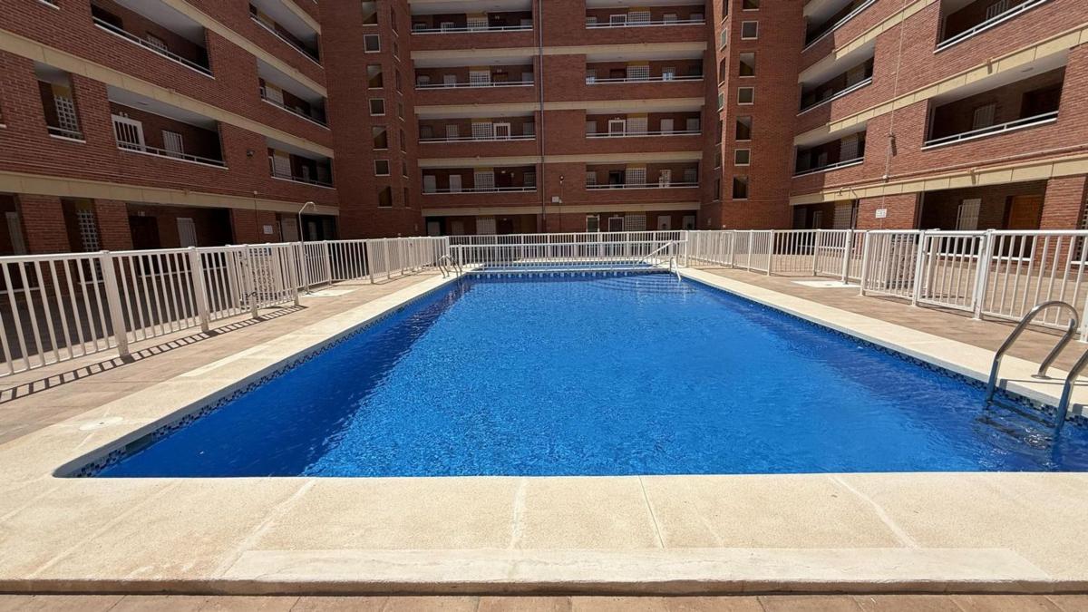 Sprzedaż mieszkania w Piso en Calle Almoradí, 7, Playa de los Náufragos, Torrevieja, Torrevieja
photo 1