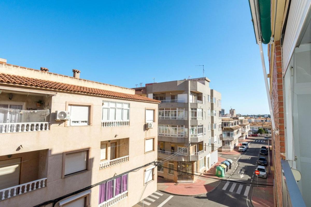 Sprzedaż mieszkania w Piso en Calle Almoradí s/n, Playa de los Náufragos, Torrevieja, Torrevieja
photo 5