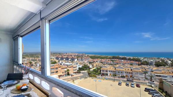 Penthouse for sale at Ático en Avenida Torreblanca, 14, Torreblanca, Torrevieja, Torrevieja thumbnail 2